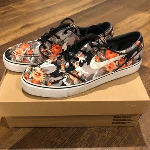 Nike Janoski Shoes